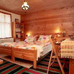 къща край реката - Holiday home Trigrad