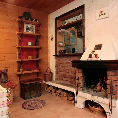 Ferienhaus къща край реката -