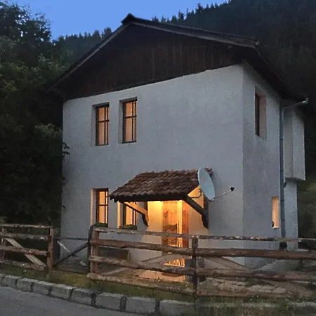 къща край реката - Casa vacanze Trigrad