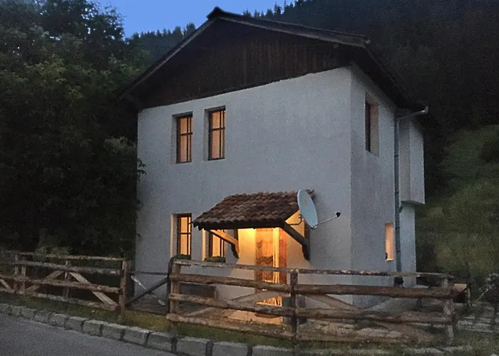 къща край реката - Casa vacanze Trigrad